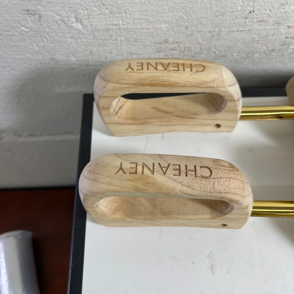 Cheaney Wood Shoe Trees Natural Split Toe Gold Tone Hardware Size L UK 10‎ – 11